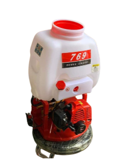 Pulvérisateur à moteur 769