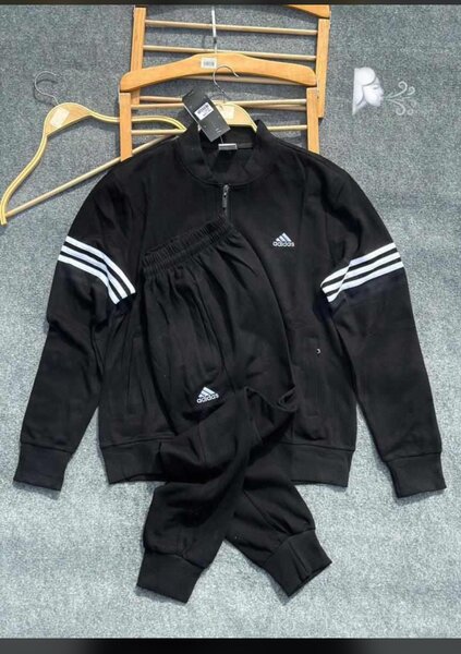 Survêtement Adidas et Nike