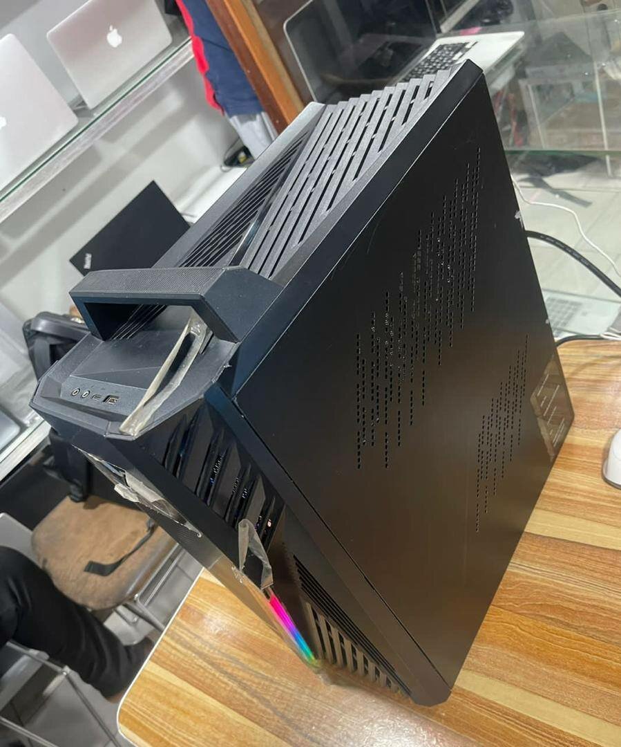 UC Gamers Asus Rog Strix G15CF Core i5 12th