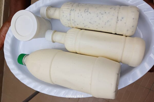 Yaourt frais en bouteille