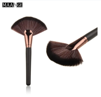 New Powder Brush Face Powder Makeup Brush Cosmetic Brush For Women