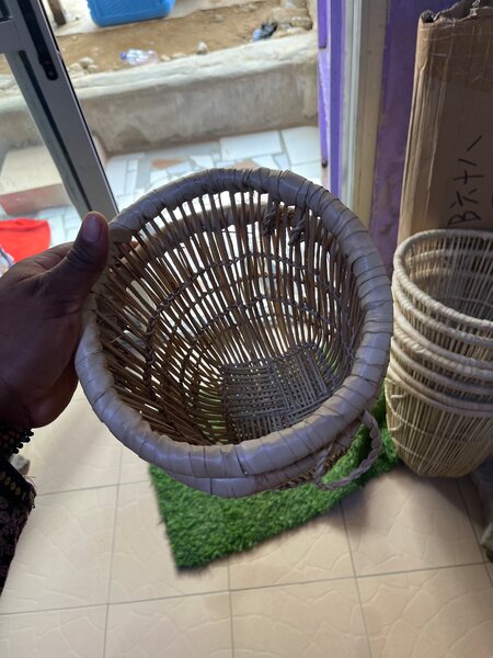 Panier en osier fait main