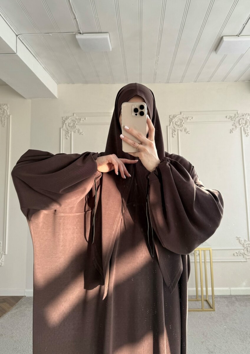 Платье с бонькой-капюшон