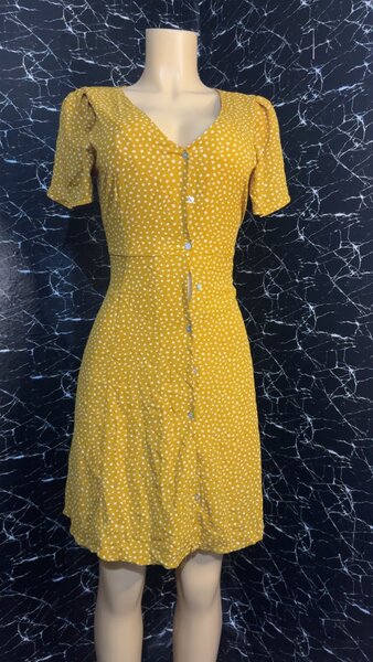 Robe courte élégante femmes