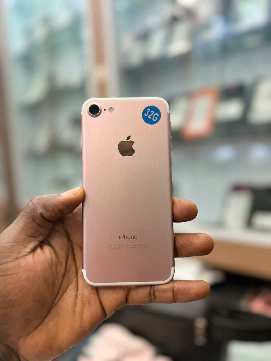 iPhone 7 32 Go Rose Or