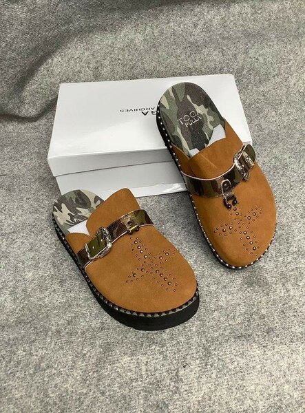 Sandales Toga Virilis en cuir