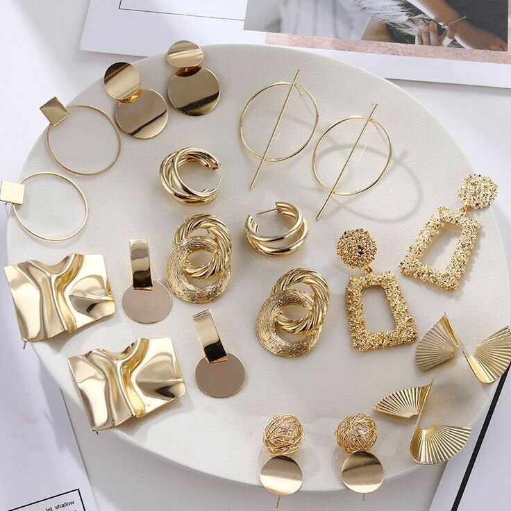 Ensemble Boucles d'Oreilles et Bagues Dorées