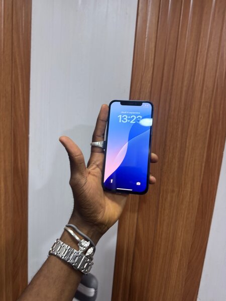 iPhone 12 bleu 64 Go déverrouillé
