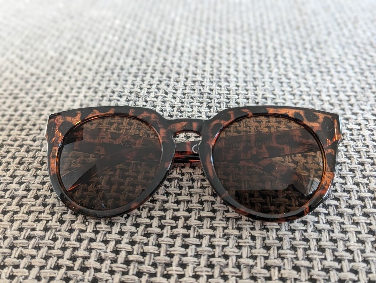 Mia Sunglasses - Avon