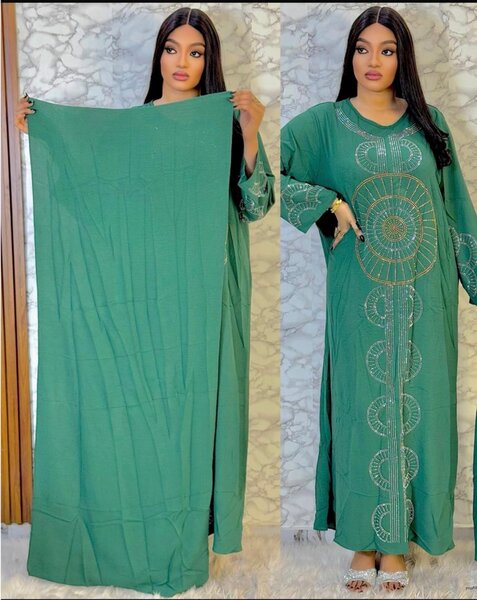 Robe longue élégante brodée