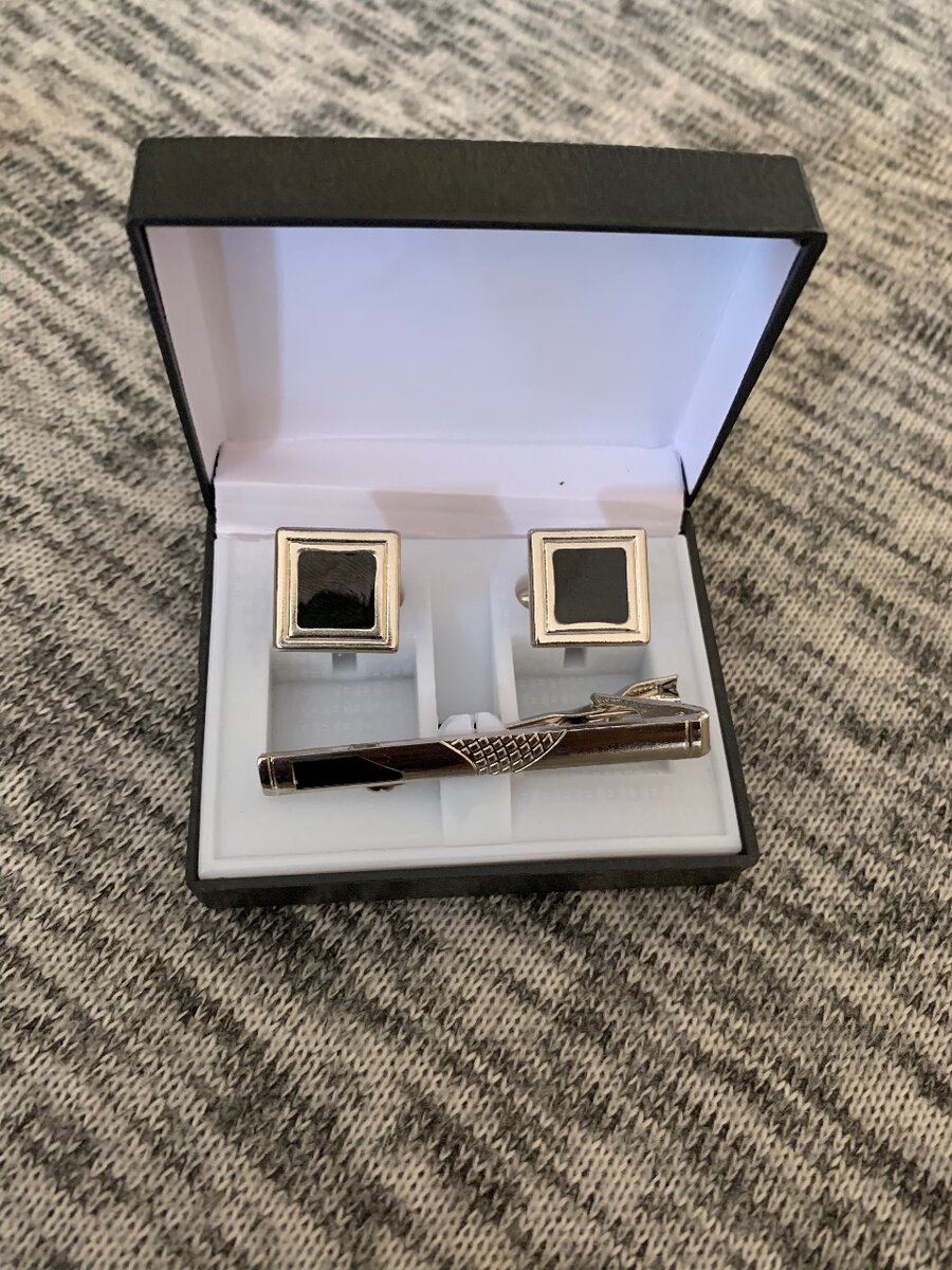 Cufflinks