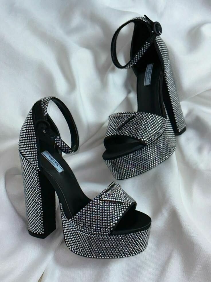 GH HEELS