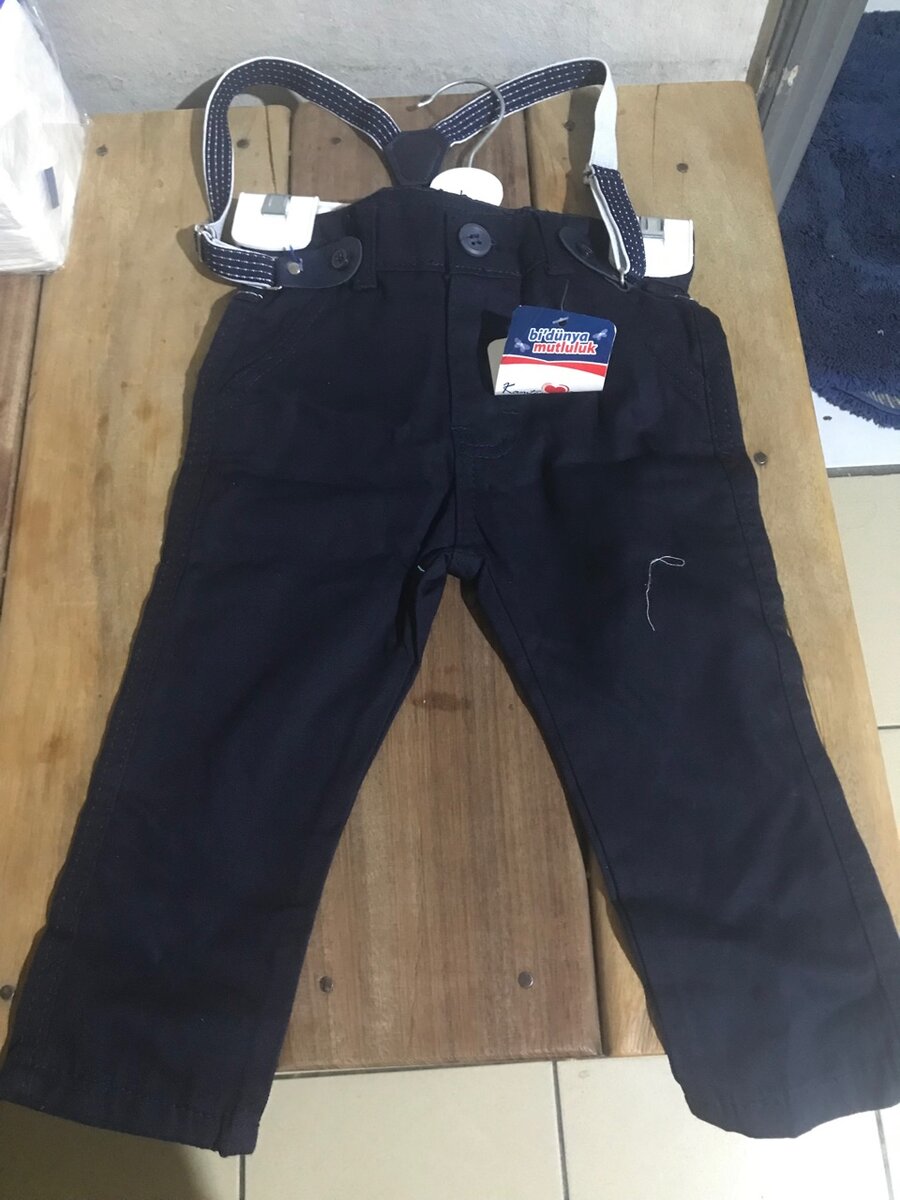 Pantalon à bretelles pour garçons