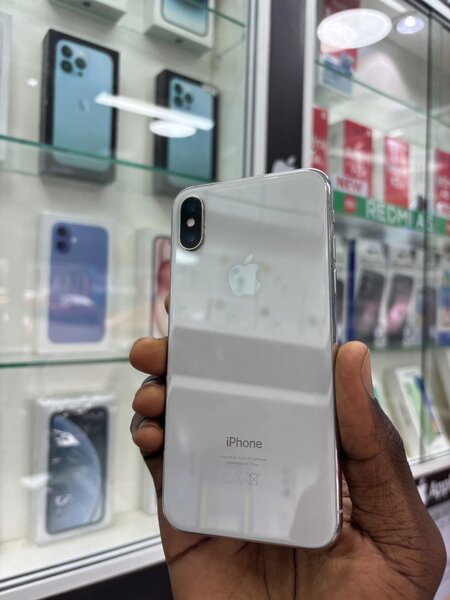 iPhone X 64 Go