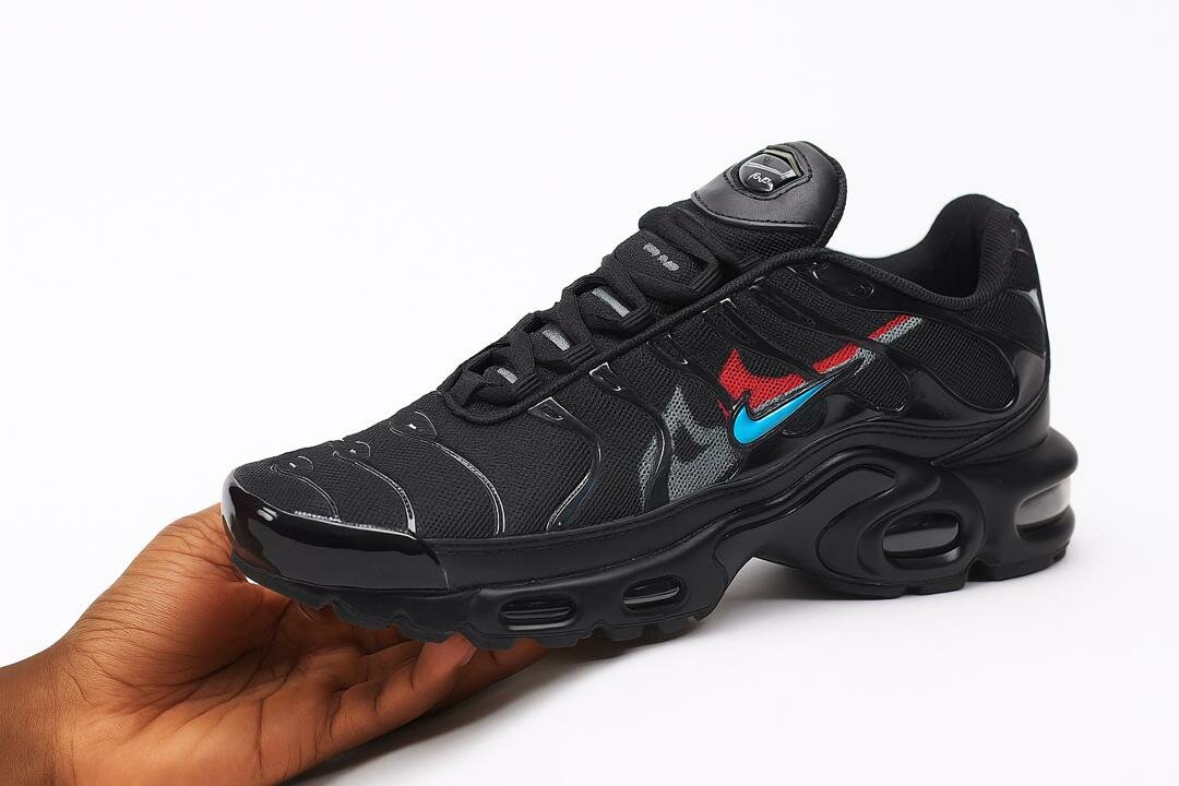 Baskets noires sport homme