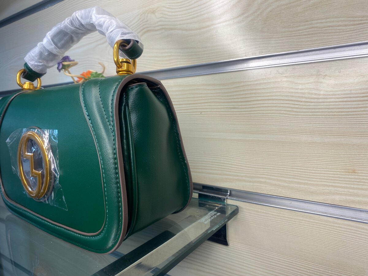 Sac à main vert chic