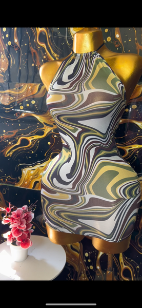 Robe moulante abstraite