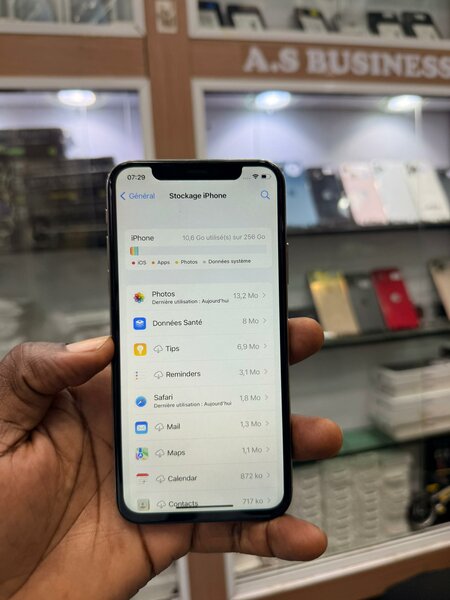 iPhone X 64Go Argent