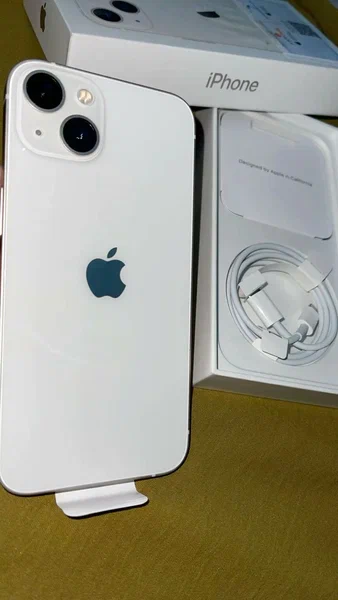 iPhone 13 simple Blanc Neuf