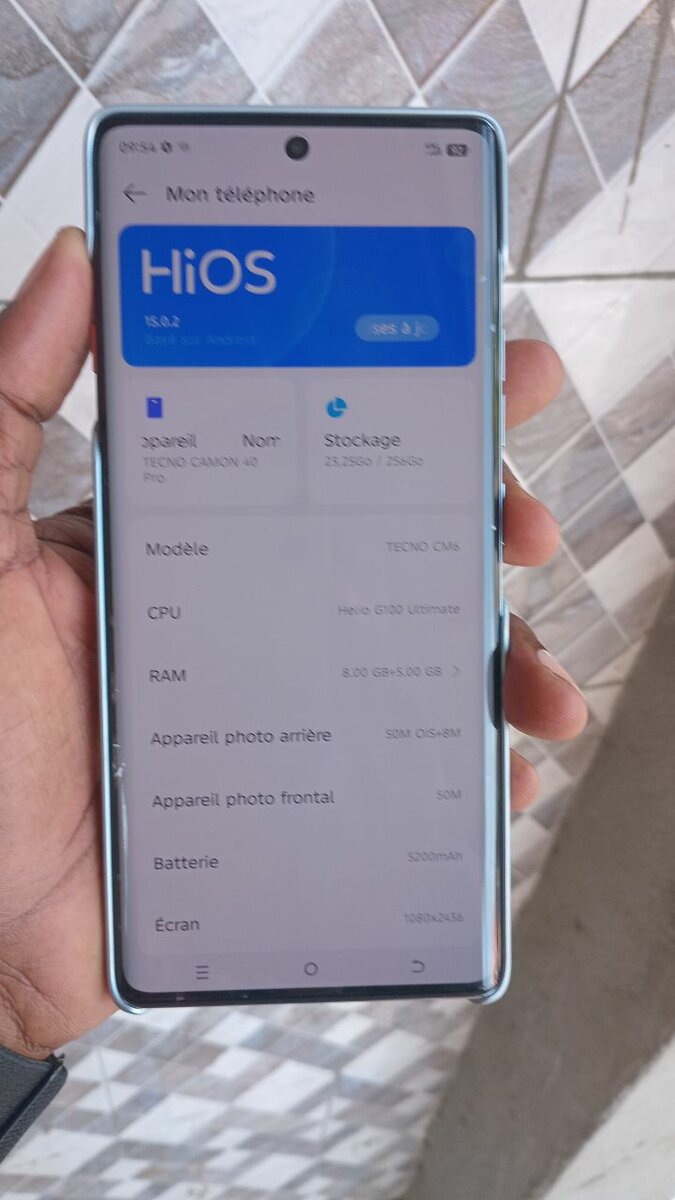 Tecno Camon 40 pro 256gb/8+8gb