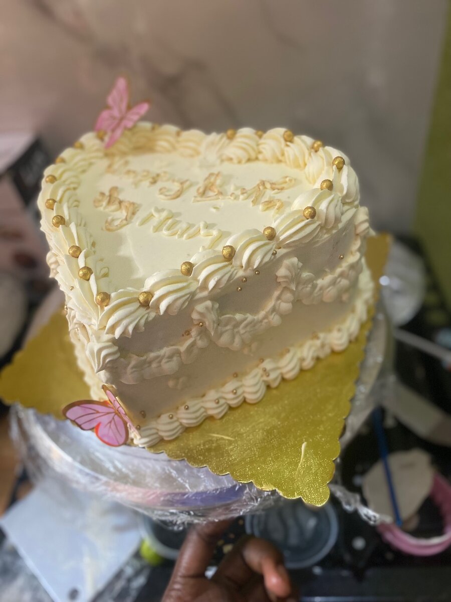 Gâteau d'Anniversaire Cœur