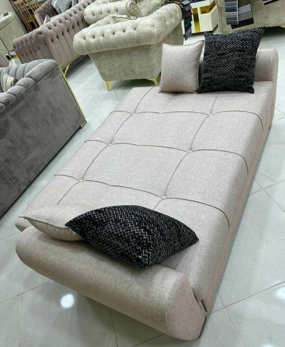 Canapé-lit moderne confortable