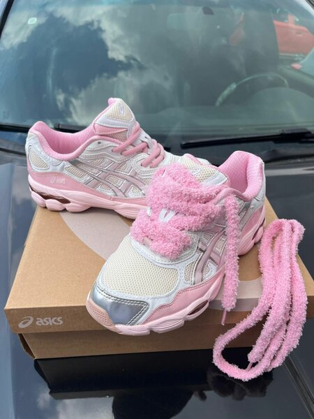 Baskets Asics Roses Enfant