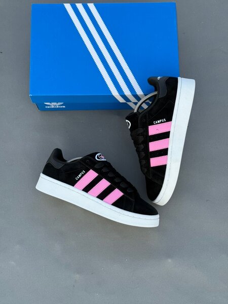 Baskets Campus noires et roses