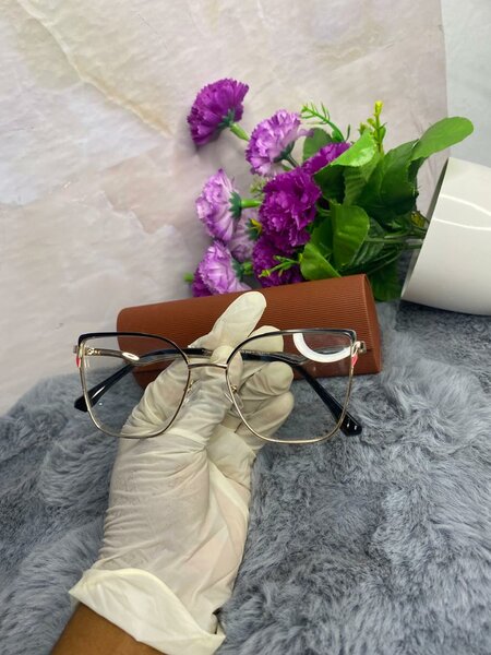 Lunettes tendance pour femmes