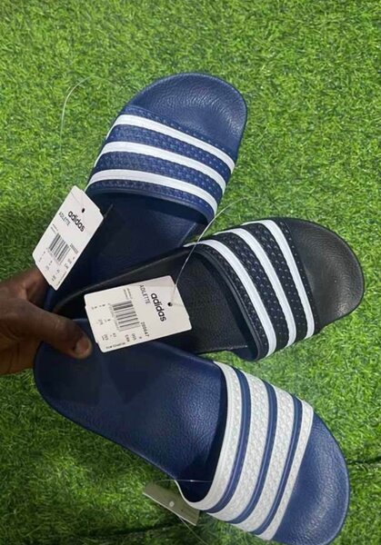 Claquette ADIDAS confortable