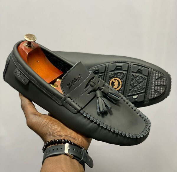 Mocassins élégants en cuir noir