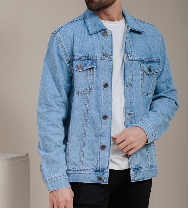 Light denim jacket In Slim Fit