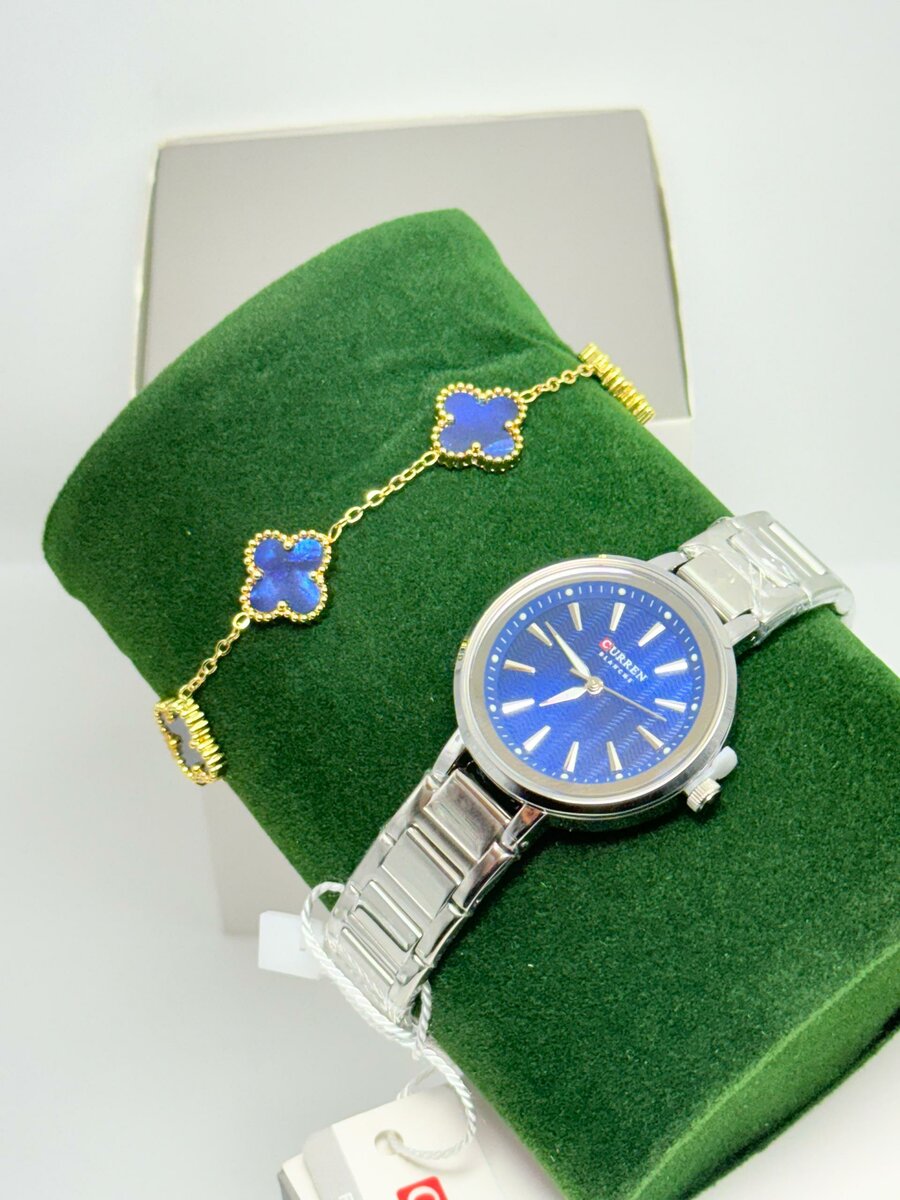 Montre élégante avec bracelet