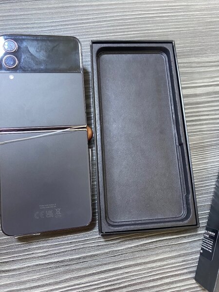 Samsung zflip 4