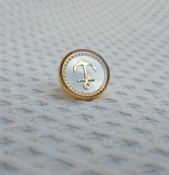 The Anchor lapel pin