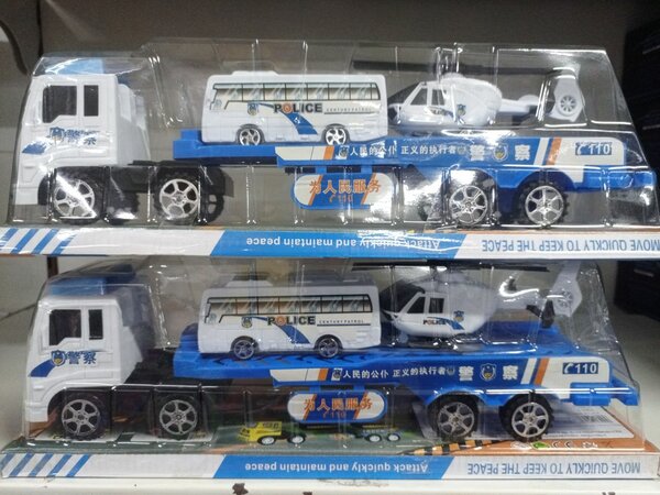 Ensemble de véhicules jouets de police