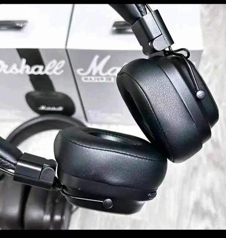 Marshall Wireless Headphones