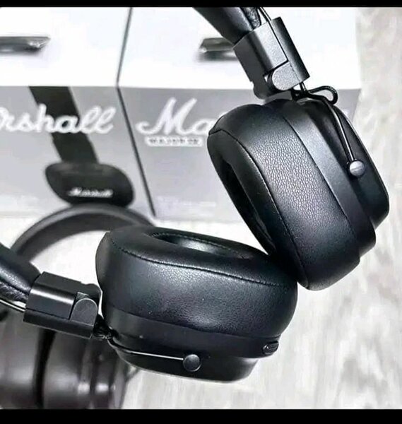 Marshall Wireless Headphones