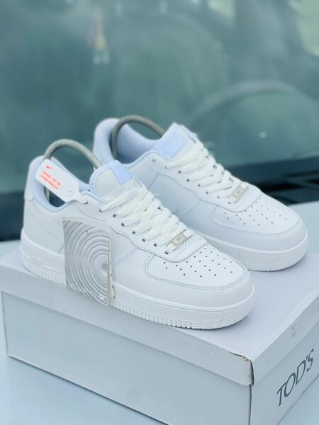 Chaussures Nike Air Force 1