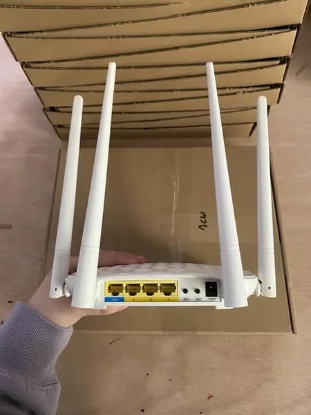 Offrez-vous une Couverture Wi-Fi Fiable avec les Routeurs Tenda 