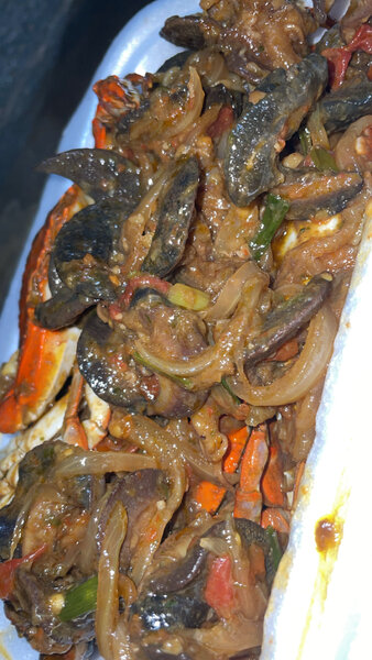 Escargots et crabes sauter