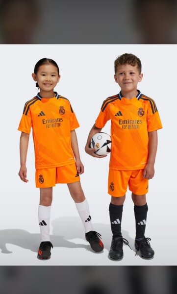 Maillot complet enfants Real Madrid version professionnel