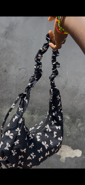 Sac à main élégant papillons