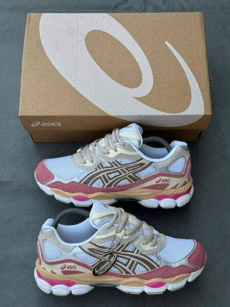 ASICS NYC Rose Blanc