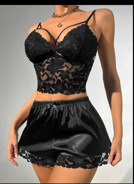 Ensemble lingerie dentelle chic