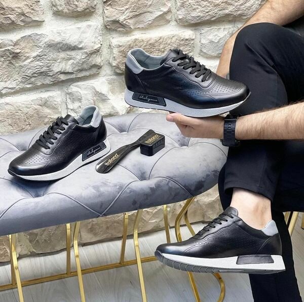 Chaussures disponible  du 100% cuir  