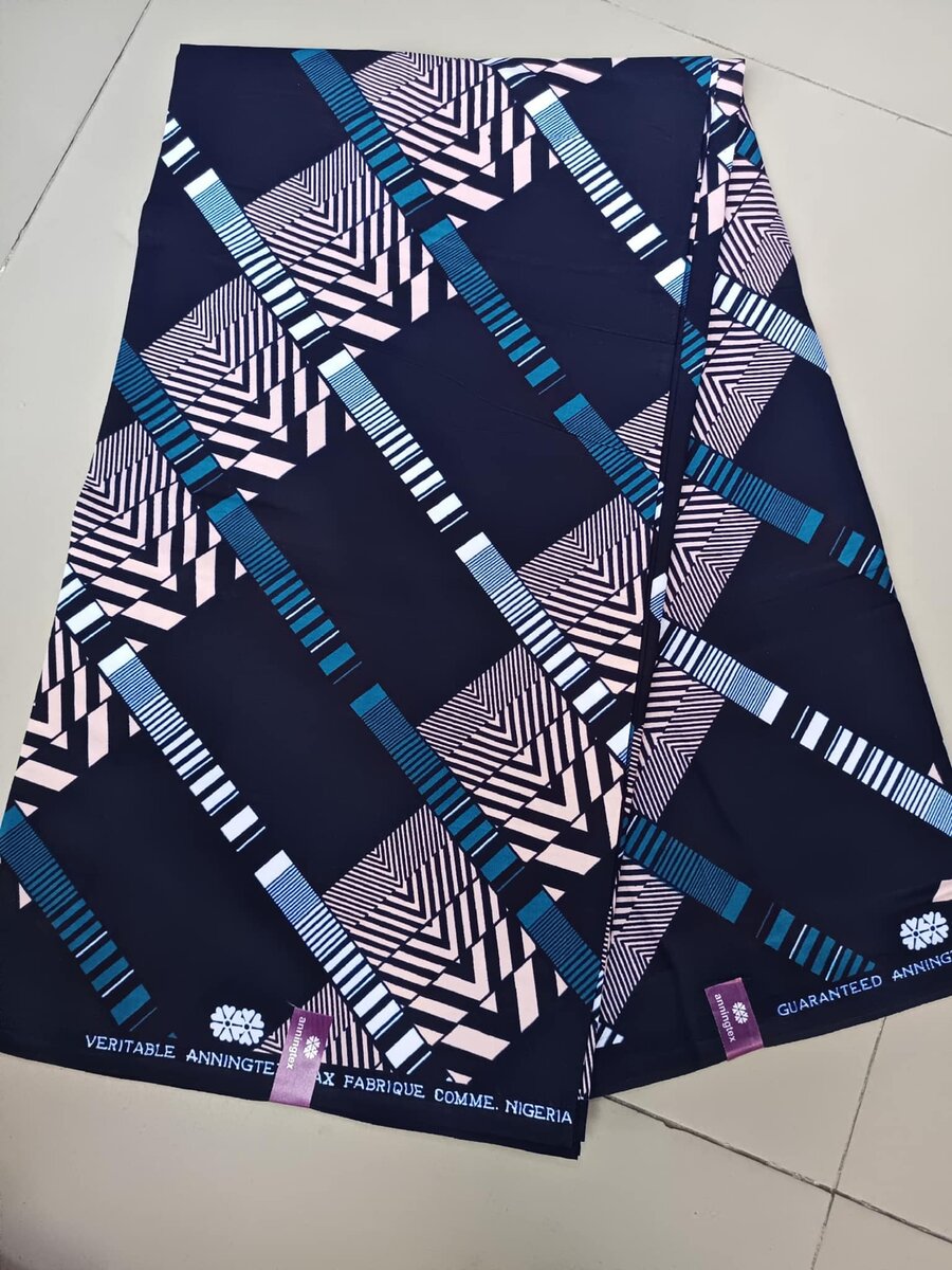 Fabric with a  print of 6 meters 