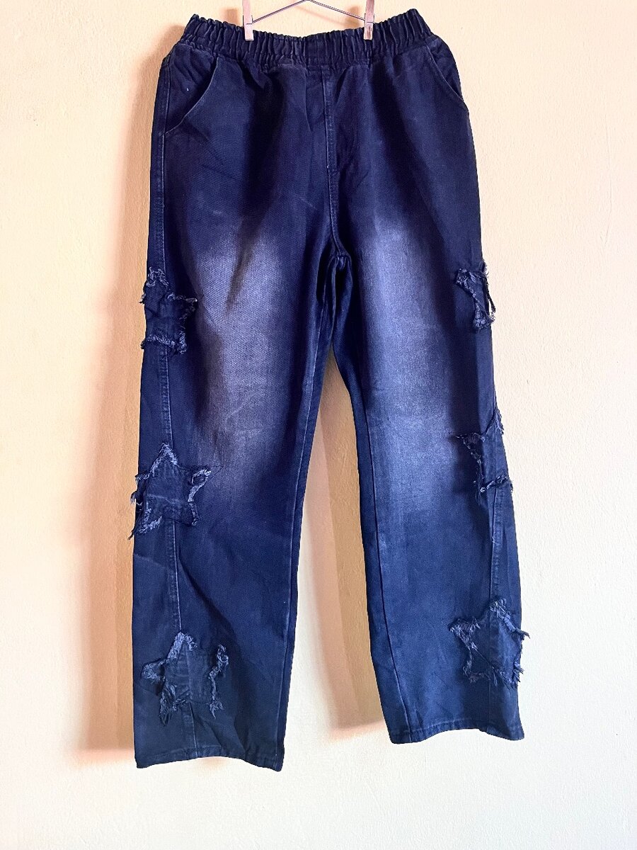 Men new Baggie/boohla jeans