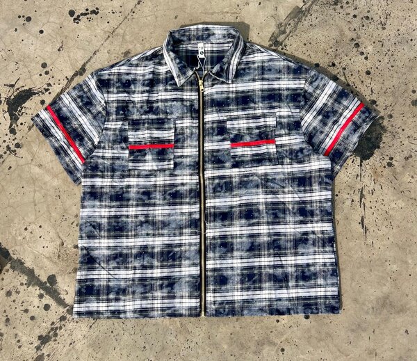 Chemise à carreaux zippée