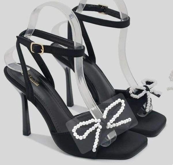 Sandales à talon avec perles
